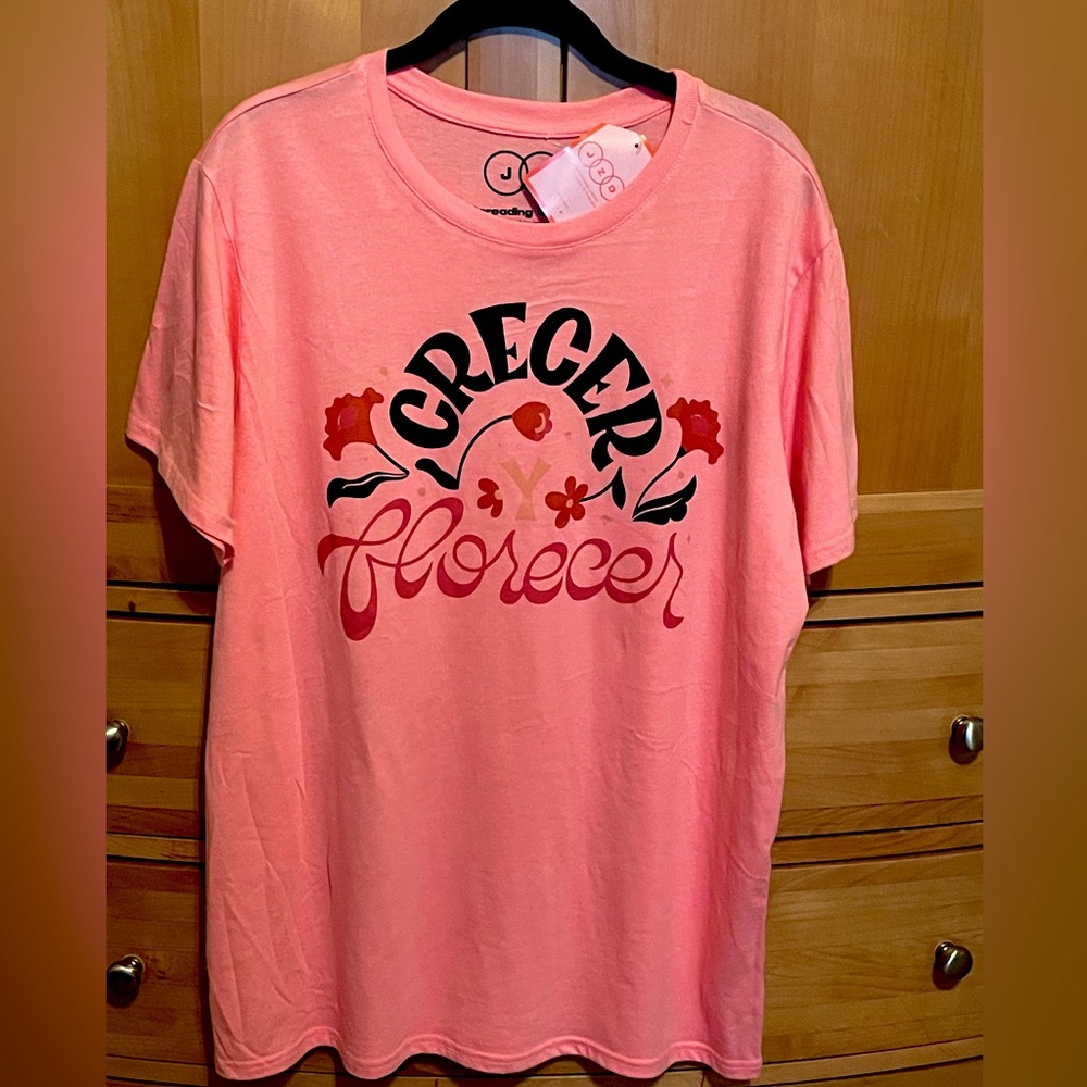 *NWT* JZD T-shirt "Crecer y Florecer" L